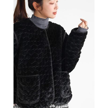 [^ԁF083123863]肰Ȃn[gLeBO|Cg̃WPbgB\ʂ̓n[g͗l̃LeBOAʂ̓tFCNt@[Ŏdグo[VudlłBꒅňقȂۂy߁AV[ɍ킹Ďgł܂Bfjƍ킹ăJWAɁAXJ[gƍ킹ătF~jɂVvȂAfBe[ɂlACełB fF166cmBe摜́A̓₨g̃j^[ݒȀƖɂۂ̏iƐFقȂꍇ܂BԎɋ߂F͐n摜ł܂B 9icmj:62:42A[z[:56:60:81.5g:54digj:540