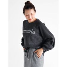 ラメ糸ジャカードロゴニット