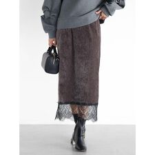 スカラップレースベロアペンシルスカート