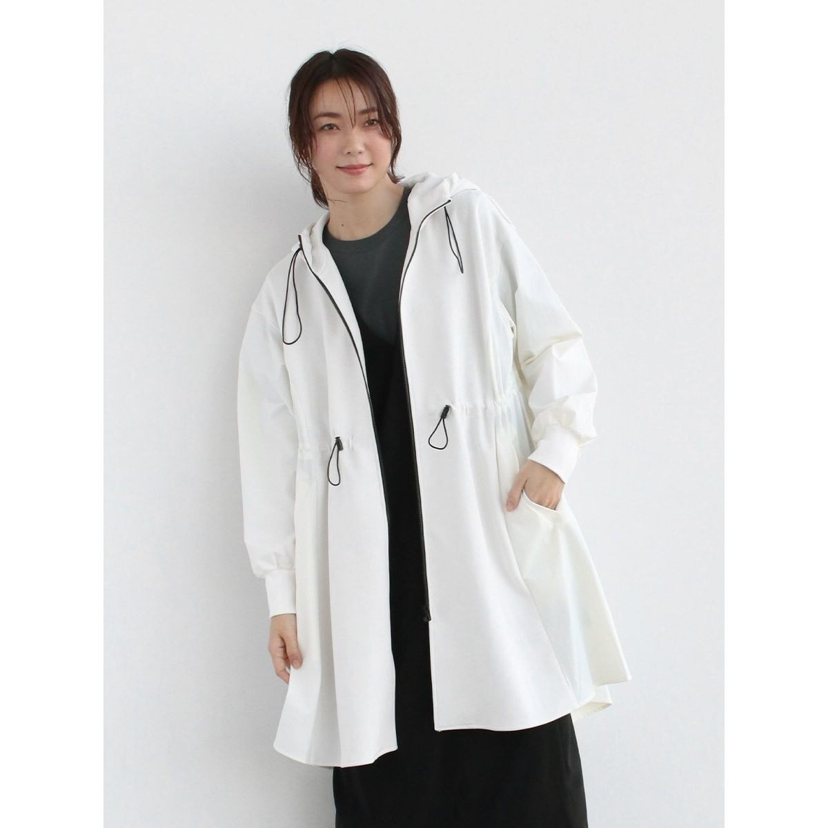 YORT 撥水・異素材切り替え　ロングブルゾン　ブラック ヤマダヤ YORT 撥水・異素材切り替え ロングブルゾン ブラック ヤマダヤ