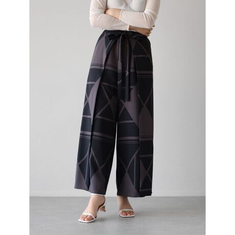 幾何学柄ラップパンツ | アーガ(Aga) | マルイウェブチャネル 