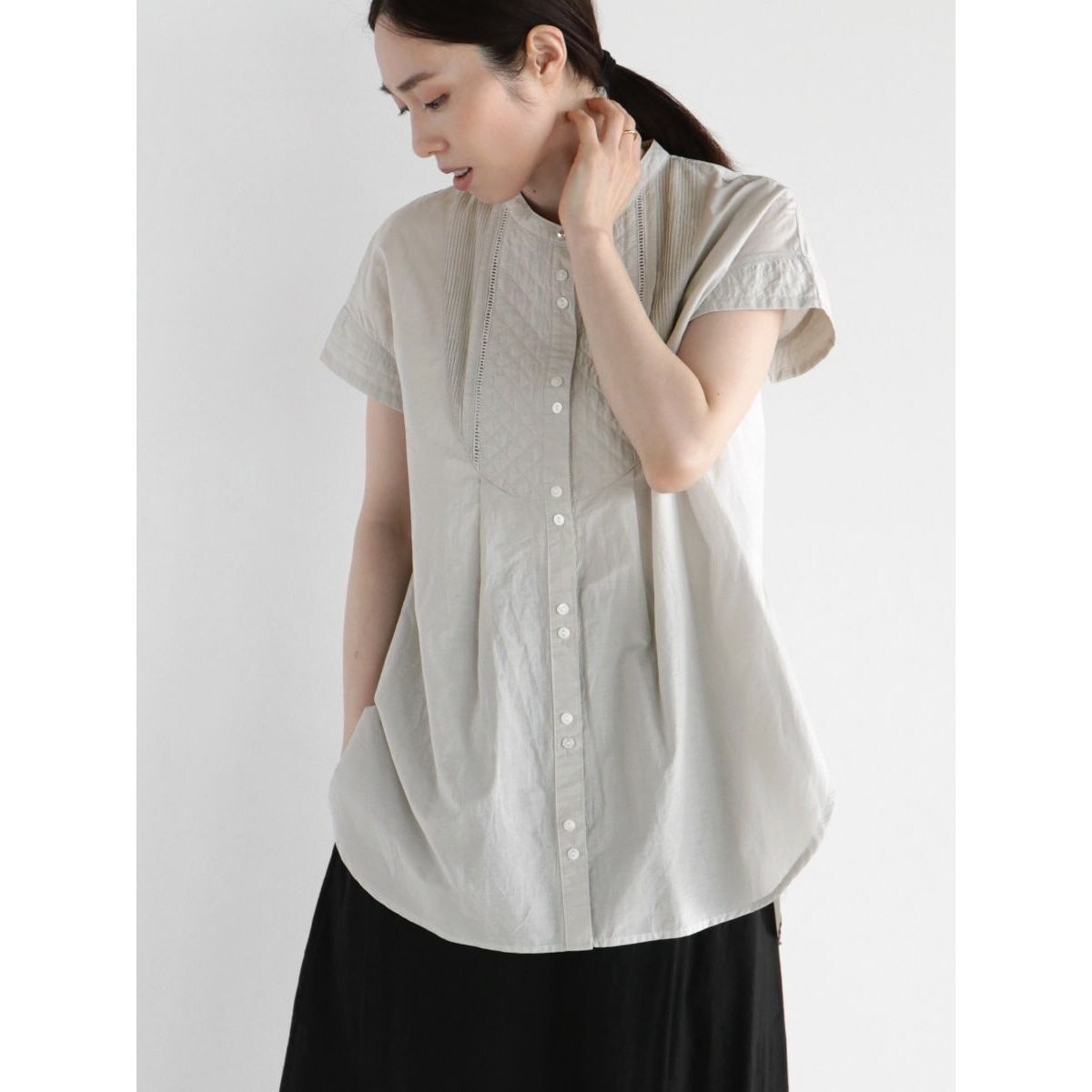 【新品タグ付き】ヤマダヤ　アーガ　キルトステッチ　フレンチスリーブ　ブラウス　M キルトステッチフレンチスリーブブラウス | アーガ(Aga) | マルイ