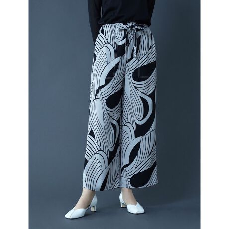 ウェーブ柄マットサテンワイドパンツ | アーガ(Aga) | マルイウェブ  