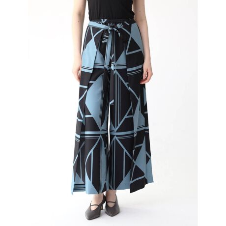 [^ԁF112217654]fރhC^b`Œ悢nƗ̂A|GXe̒fށBtbgȎdグő_ȑꂽ㎿̂ۂɎdグ܂BfUCV[YD]̃tgbvfUCpc_AgaIWi􉽃vgłpӂ܂BɏdȂzĕ킹_ɂ邱ƂŁAw[hȕ͋CۗdオɁBƌA̓SdlŃbNXSn܂BBrand ConceptAga / A[K㎿Ȑnɂ萶n`ie[}ɔėp̍ACeWJBubNCAga BlackAnCNIeBȃACeWJAga+An[J[ƃR{Aga~NORITAKẼ_ul[ȂǕLWJBfF171cmA174cmBe摜́A̓₨g̃j^[ݒȀƖɂۂ̏iƐFقȂꍇ܂BԎɋ߂F͐n摜ł܂B9icmjpc:96EGXg:2.5EGXg:61`78qbv:94ҏ:36҉:63.5킽蕝:33