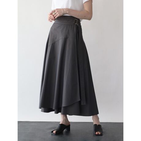 [^ԁF112118162]fޔ̕\ʊƂȂ߂炩ȃ^b`̖ȍ̃|GXefށBՂƂʊɓKxȃn̂鐶nVGbgL[v܂BOV[Ył̒py߂fފƂƒł̃C[W[PA_͂̈łBfUCAVg[ɏdȂ鐞{[oAbvfUC͓IAgaOZ[̃XJ[gBdȂ蕔郉_ȍ킹jAX̂\^AƂEGXg琞ɂčLtAClC|CgBEGXg̓xgŒłAVvȃgbvXƂ̃X^COۓIɎdグꒅłBBrand ConceptAga / A[K㎿Ȑnɂ萶n`ie[}ɔėp̍ACeWJBubNCAga BlackA{̐nYn[J[Ǝg񂾃nCNXCaga{WJBfF170cmBe摜́A̓₨g̃j^[ݒȀƖɂۂ̏iƐFقȂꍇ܂BԎɋ߂F͐n摜ł܂B9icmjXJ[g:84EGXg:7EGXg:62`qbv:126`