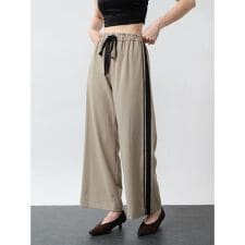 サイドラインストレートパンツ