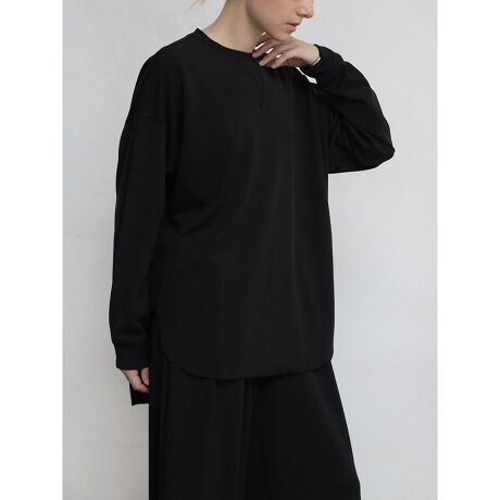 [^ԁF111218558]fޒ悢Xgb`Ə_炩ȎIB肪ǂĝ̃CɎRɓ݁AтɐSn悳܂ByăNV[ȒpƔVGbg̗܂BfUC̃CRɗƂ[YVGbĝۂ^ꖇBJWAȃbNXȂO㍷̂wCTChXbgɕ\YAîۂL[v܂BlbNCɎ{ꂽVK[bgXeb`肰ȂANZgɁBiƃtACȂ͋CŃfC[Ɏ₷gbvXłBBrand ConceptAga / A[K㎿Ȑnɂ萶n`ie[}ɔėp̍ACeWJBubNCAga BlackA{̐nYn[J[Ǝg񂾃nCNXCaga{WJBfF170cmfނgppci112218655j܂BBe摜́A̓₨g̃j^[ݒȀƖɂۂ̏iƐFقȂꍇ܂BԎɋ߂F͐n摜ł܂B9icmjiO^j:69^79:60:50.5:80g:62