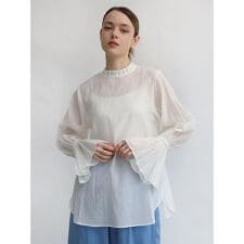 ラッパスリーブブラウス