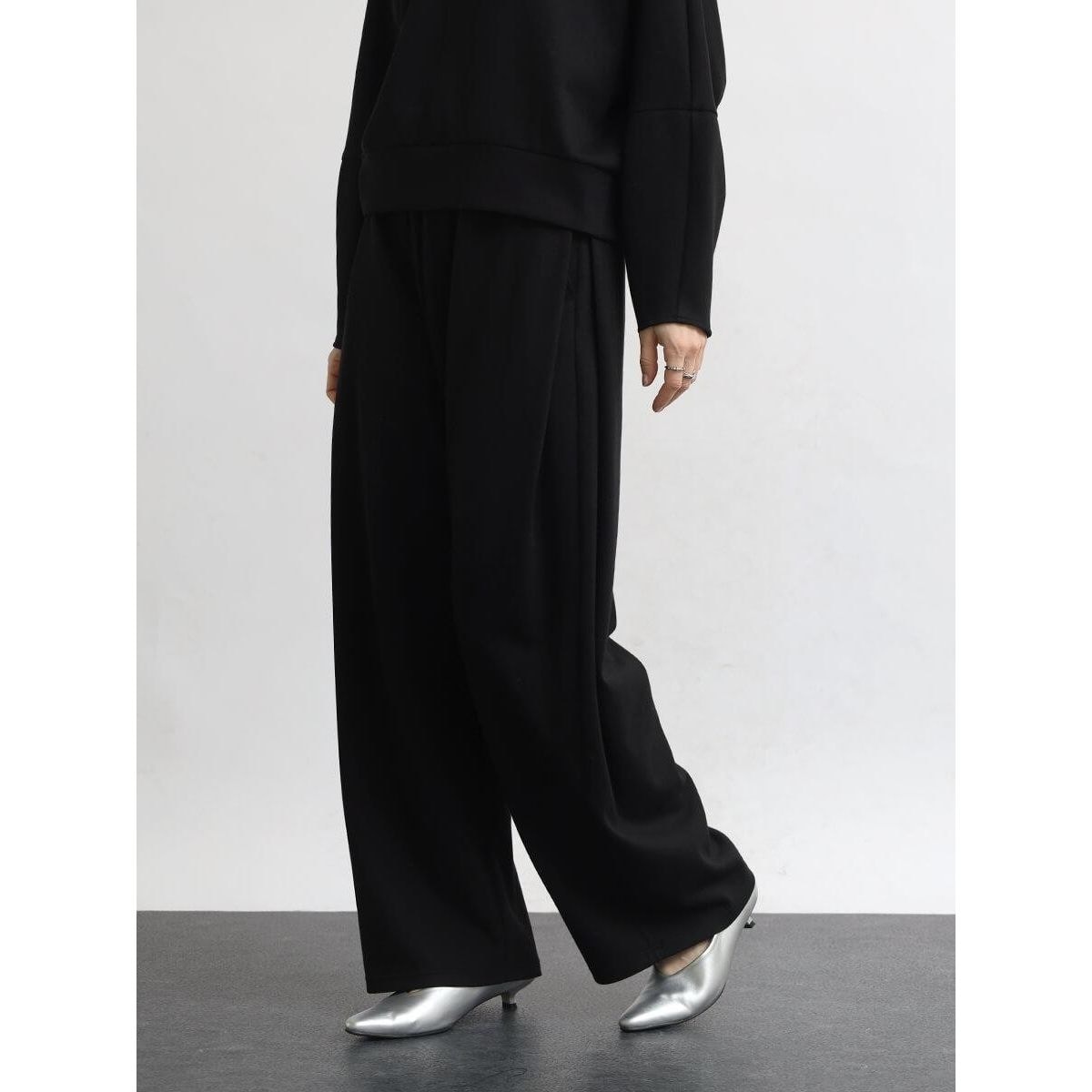 リジッドデニムタックワイドパンツ | アーガ(Aga) | マルイウェブチャネル