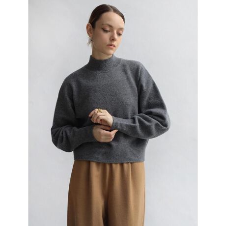 [^ԁF111118123]fޒ֌ÎY̋MdȃzCgJV~ƁAWnYot@CIčaBʂŁAɌyď_炩DɎdオ܂B炩ȕŔG肪ǂKȒSny݂BfUCȂ悢䊴ƃRpNgȃVGbg͂̃E[jbgvI[o[B񌳂͂◧オbNlbNŁAƐꂽۂɂ܂Ƃ߂܂B͐g瑱i`ȃJ[B[C`A{[ƃANZgvXBnCEGXg̃{gXƂ̑ǂA邾ŃV[Y[h܂邱ꂩ̋G߂Ɋ􂷂}XgACełBmade in SUWAA쌧łɃjbgYƂłAJEzKnBƂ̑b̏ɑ傫WAjbgYƂ͐zK̂̂Â傢ɌĂ܂BȕiƗlXȋZpAςʂ̂ÂWJĂ܂BBrand ConceptAga / A[K㎿Ȑnɂ萶n`ie[}ɔėp̍ACeWJBubNCAga BlackA{̐nYn[J[Ǝg񂾃nCNXCaga{WJBfF170cmBe摜́A̓₨g̃j^[ݒȀƖɂۂ̏iƐFقȂꍇ܂BԎɋ߂F͐n摜ł܂B 9icmj:51:54:53:80g:53