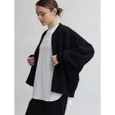 Agaロゴ刺繍入りジップパーカー