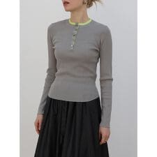 ヘンリーネックバイカラーリブニット