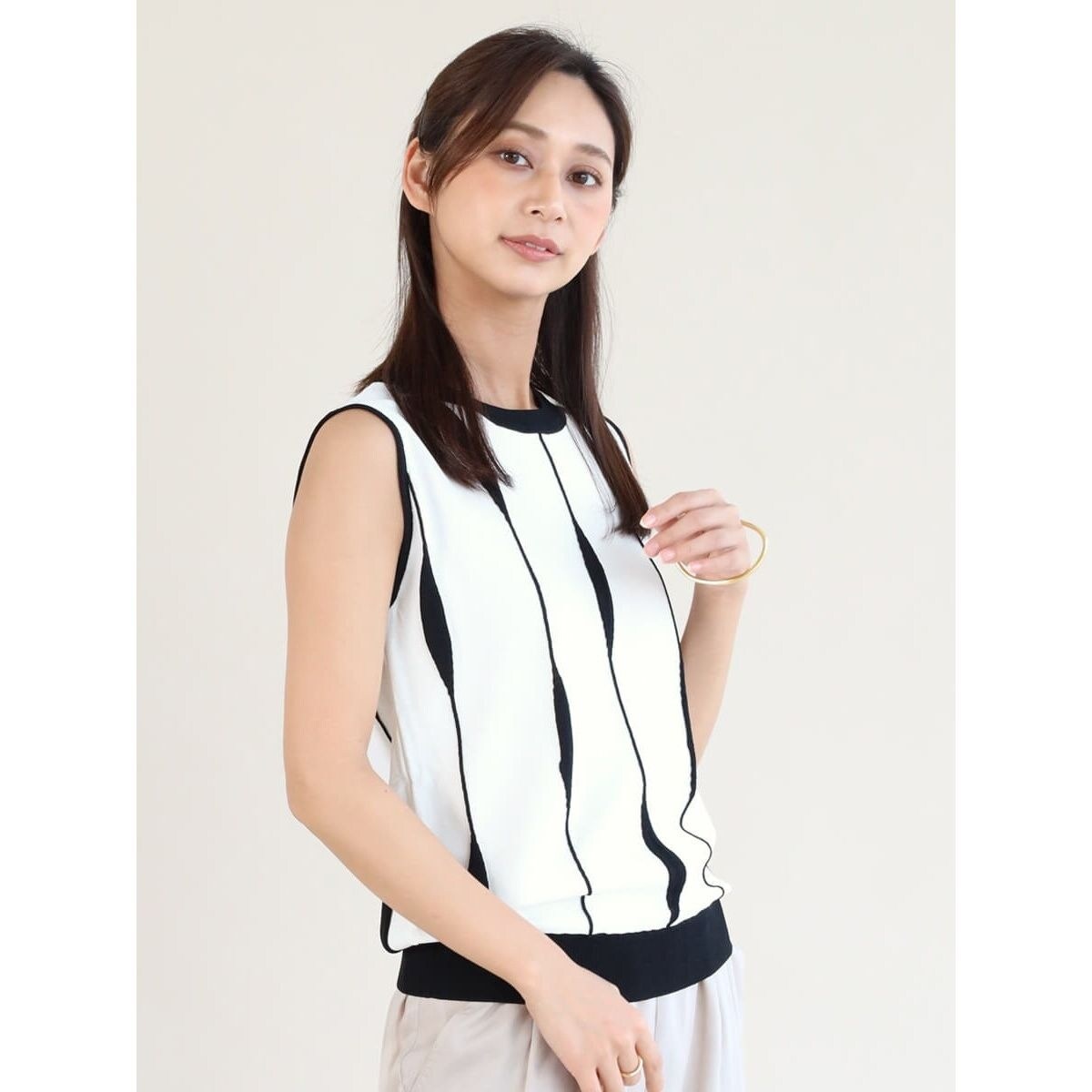 バイカラーデザインノースリーブニット | フェンネル(FENNEL) | マルイ