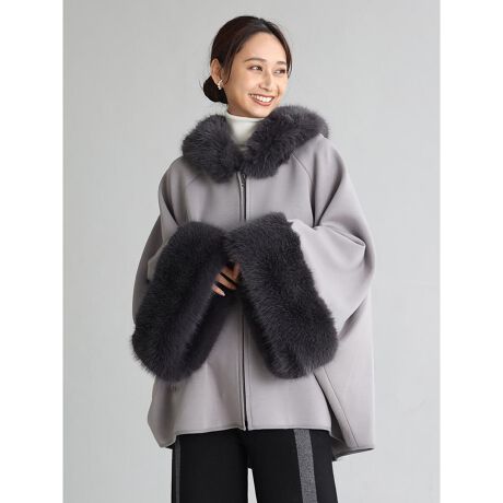 ヤマダヤストア　レディース　ポンチョライクファーコート