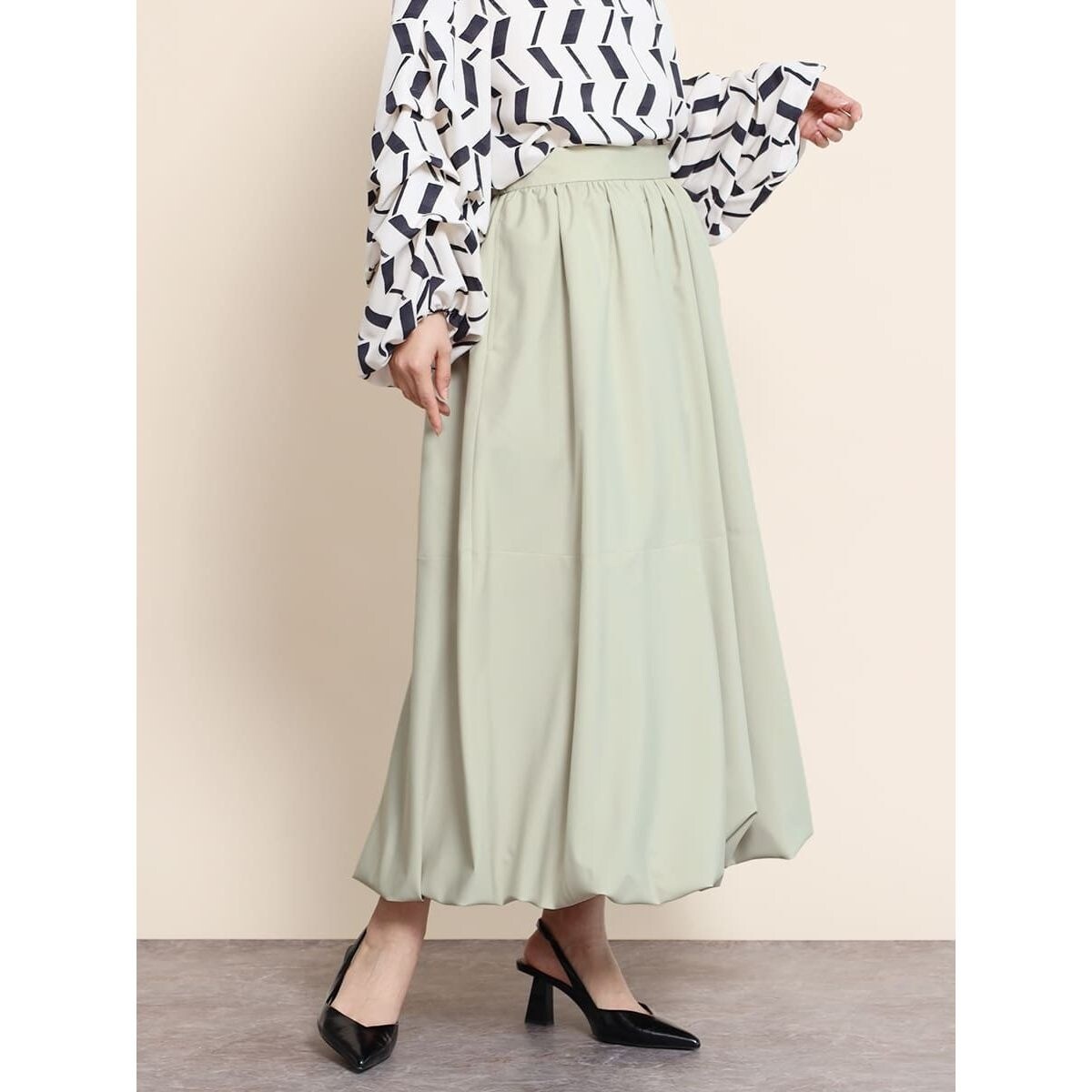 新品未使用FENNEL フェンネル チュールレイヤードスカートブルー　ヤマダヤ FENNELのチュールスカートの商品一覧｜ファッション通販のYAMADAYA