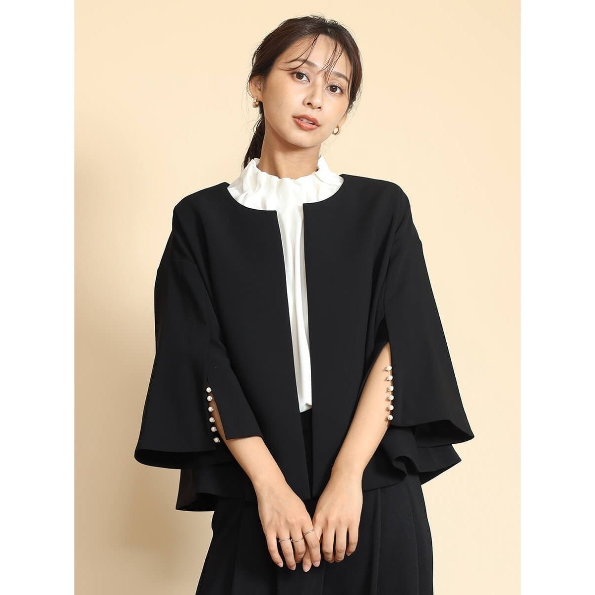 ノーカラーケープジャケット | アーガ(Aga) | マルイウェブチャネル