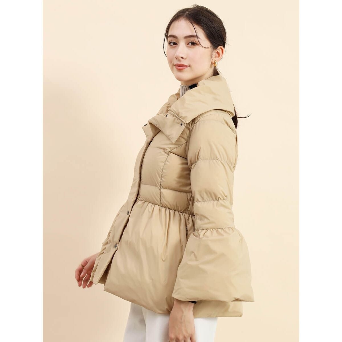 (K09448) フェンネル FENNEL ビッグカラーペプラムダウンコート フェンネル FENNEL ビッグカラーペプラムダウンコート （ブラック