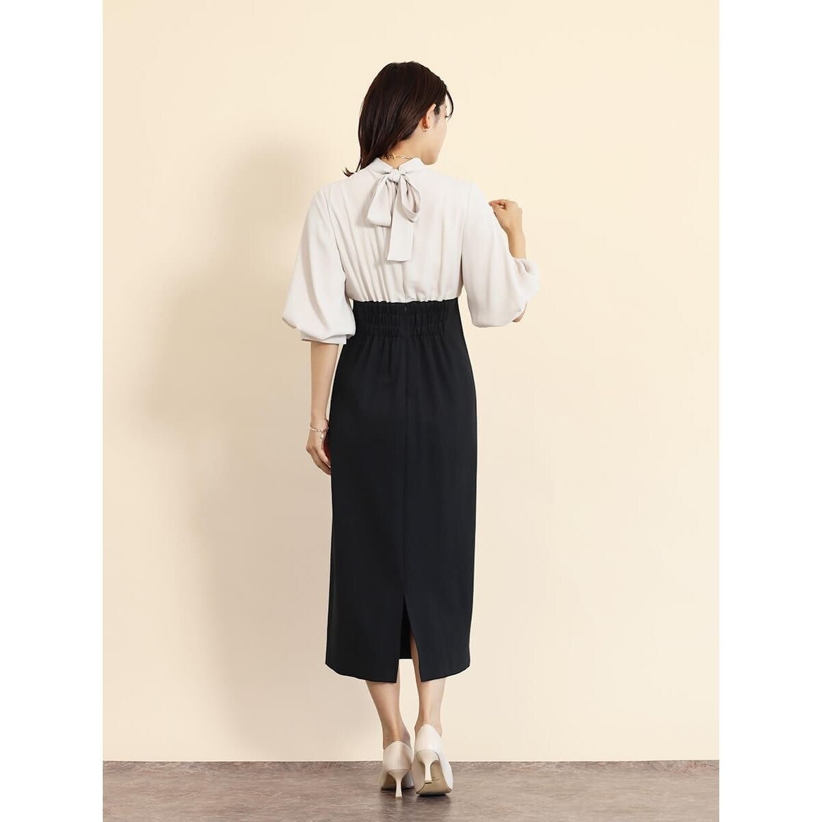 バックリボンバイカラードッキングワンピース(cream) | フェンネル バックリボンバイカラードッキングワンピース(cream) | フェンネル