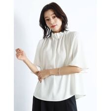 サテンギャザーネックフレアスリーブブラウス