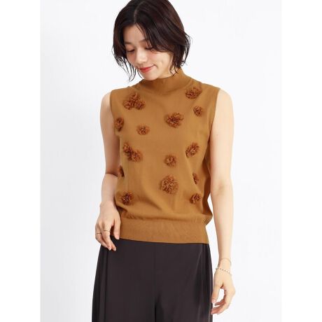 [^ԁF151118186]̓Iȃt[`[tgŜɑ@ׂɎU΂߂A؂₩ۗm[X[ujbgBԂ̒Sɂ̓rW[ƃr[YiYA݊̂fUCɎdグ܂B[fނgpĂA炩łƂG肪łBRpNgȃVGbg͈ꖇƂĂ͂AJ[fBKWPbg̃Ci[ɂ݁AV[Yŏd󂷂_́BtAXJ[gXbNXƍ킹Đꂽꂢ߃X^CAfjƍ킹Ē悭JWA_EȂ߂łB fF167cmBe摜́A̓₨g̃j^[ݒȀƖɂۂ̏iƐFقȂꍇ܂BԎɋ߂F͐n摜ł܂B9icmj:57:36g:44