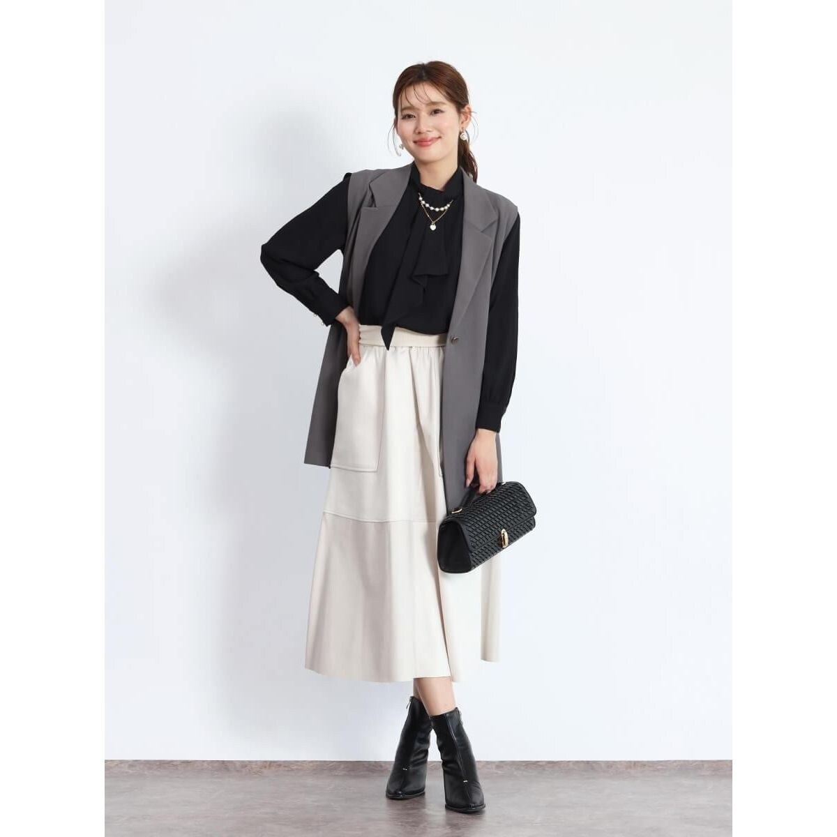 スエード×ヴィーガンレザーパッチワークフレアスカート | フェンネル