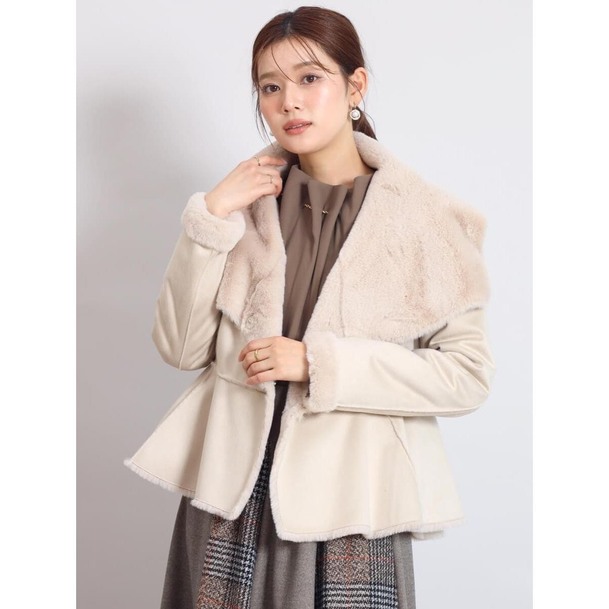 ビッグファージャケット | オーディア ミューズ(Audie a Muses