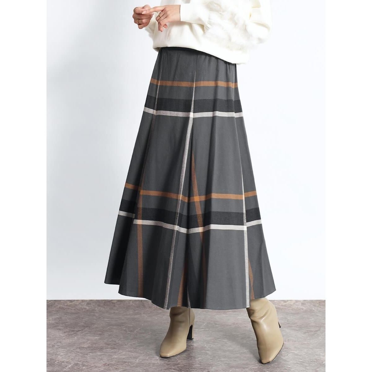 刺繍ロゴプリーツスカート | フェンネル(FENNEL) | マルイウェブチャネル