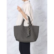 ミニポーチ付き編み込みスクエアビッグトート