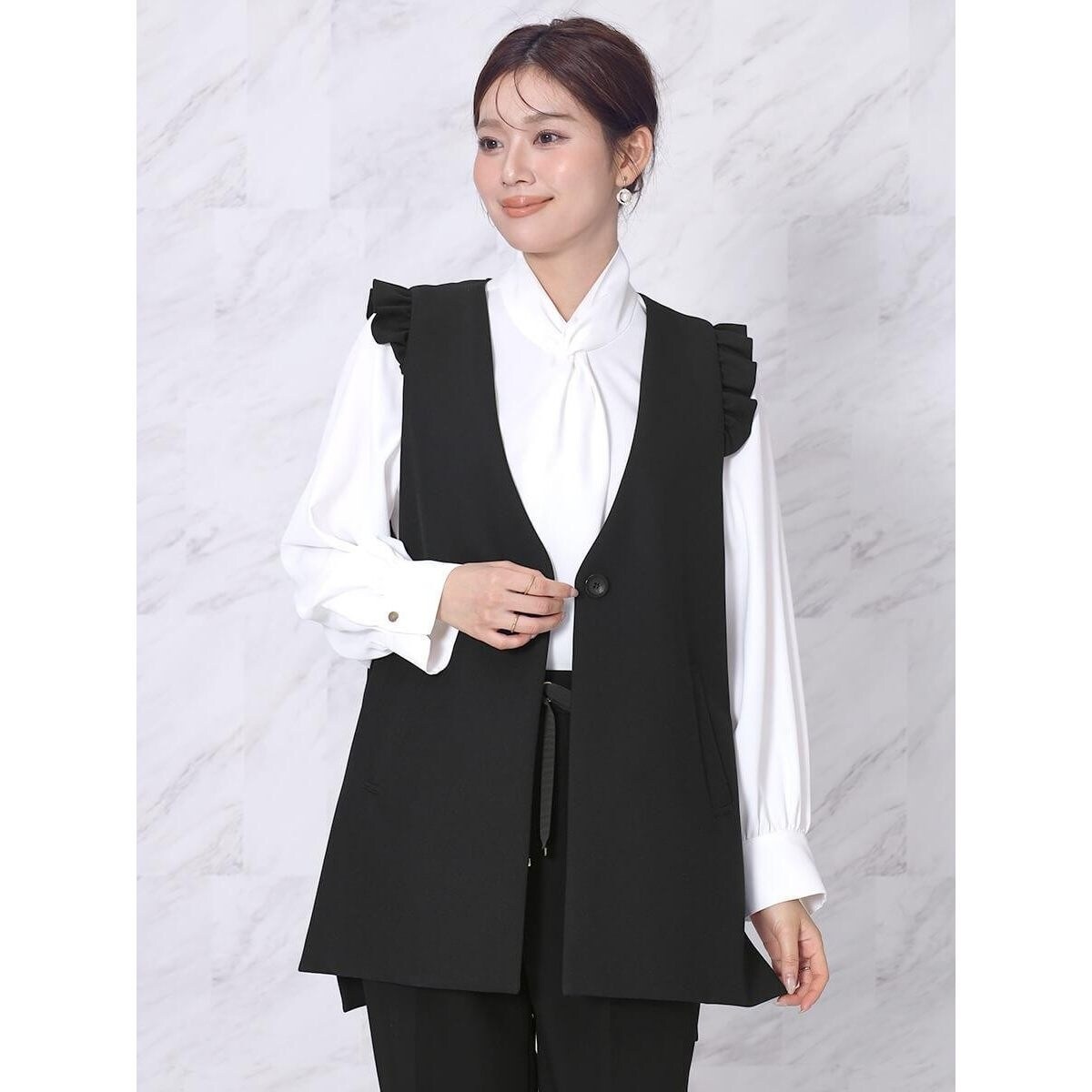 タグ付26,000円 FENNEL フェンネル フロントフリルジレ グレージュ フェンネル(FENNEL) レディース ベスト・ジレ の一覧 | マルイウェブ