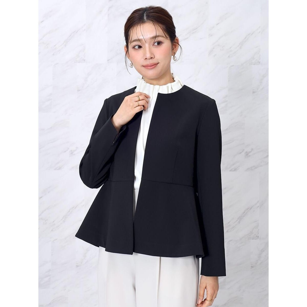 ノーブル❣️ 2023年新作❣️ カラーレスジップショートコート❣️ ブラック❣️ 追加》MTRカラーレスジップショートコート | ノーブル(Noble) | マルイ