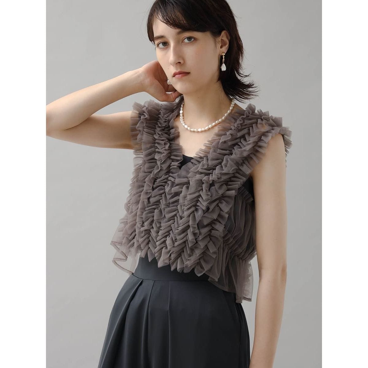 チュールフリルボリュームベスト チュールフリルボリュームベスト(F BLACK): TOPS