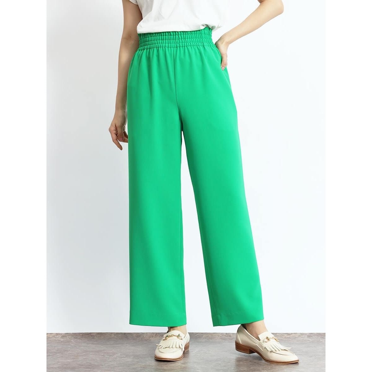 パンツ (緑色・グリーン系、15000円〜9999999円) の通販