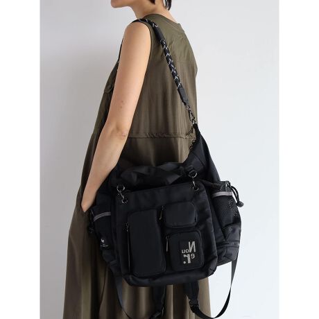 [^ԁF255100065]V[ɂĎς}`EFCobOBX^CÕANZgɂ҂ȃfUCQ̃ACeBvȑfނŃobÔ|CgB̃t@Xi[JƂɎ[̕UPBt̃xg͂QށBV_[xgƃ[vV_[D݂łĂ܂Bp\R傫߂̃TCYŁAʋ΁EʊwȂǂ̃fC[[X痷sEoȂǂ̃V[ł􂵂Ă܂BTCYႢ(255100066)܂BBe摜́A̓₨g̃j^[ݒȀƖɂۂ̏iƐFقȂꍇ܂BΉTCYA4t@CFzFybg{g500ml(c)Fybg{g500ml()FTCYy{́z:37:40}`:9.5:26V_[xg(R) 45.5`66.5(΂ߊ|) 63`120.5([v) 60ytobOz:26:25ydz{:600gtobO:280gV_[xg(΂ߊ|) 85g([v) 95g