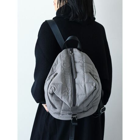 [^ԁF255100147]mg[x[X̒ɍ񂾁ANOUER̃Xeb`[N|Cg̃obNpbNBL}`ŉו肵₷AyʂȂ̂Őĝւ̕SyBTCh̃Xgbvɂ́ApXP[X܂BC|Pbg̏ct@Xi[ו̎oy񁝃AEghAȂP̃obOɂ߂ACełB Be摜́A̓₨g̃j^[ݒȀƖɂۂ̏iƐFقȂꍇ܂BΉTCY@@@AirPodsFX}z(14~7cm)Fz FPET{g 500mlFA5 蒠FA4 t@CF~m[gPC 15inchF~y{́z:33:26.5(ő):19:20.5V_[xg:48`89ydz{:553ge:16L