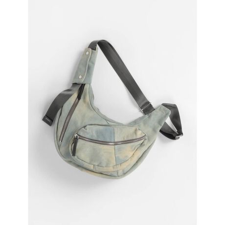 [^ԁF255100374]Be[WCNȃfjfނAghn[t[obOBƂ}`ŁAeʂŎp̂fUCłB{̂łȂÅ̂t@Xi[|PbgtgɁAƎô̎[ɂ̓TChɁcƁAgSnQBV_[xg͑߂ŁAɂȂɂ̂|CgłBy₩ȃfjfނȂ̂ŁAJWAX^C͂A炵X^COɂ}b`邨߂̃ACełBV[Y܂(255100373)Be摜́A̓₨g̃j^[ݒȀƖɂۂ̏iƐFقȂꍇ܂BΉTCY@@@AirPodsFX}z(14~7cm)Fz FPET{g 500mlFA5 蒠FA4 t@CF~m[gPC 15inchF~m{́n(ő):26:32}`:9V_[xg:43`84mdn{:497ge:7L