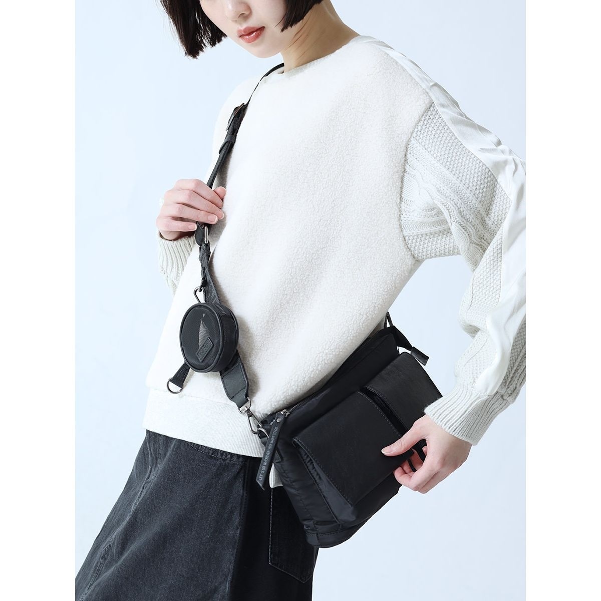 nouer ヌエール クロスレザーデザインバッグ 2way