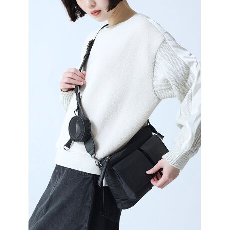 [^ԁF255100372]tFCNU[̃{PbghbLOّfރfUCڂ䂭obOB2{̃V_[xg͎O\ŁAunouervS̃G{X̃V_[xgɕtւƁAV_[obOły݂܂Bzɂ͏_炩NbV̂郁bVfނgpBPVC̃S|PbgV[X[̕t|[`ƁAוɂ܂ł肪l܂Ă܂B}`肵ĂĎ[͂BO|Pbg[Ă̂ŁAƎô̎[ɕ֗łBI[V[Yő劈̂߃ACełBV[Y܂(255100371)Be摜́A̓₨g̃j^[ݒȀƖɂۂ̏iƐFقȂꍇ܂BΉTCYAirPodsFX}z(14~7cm)Fz FPET{g 500mlFA5 蒠FZA4 t@CF~m[gPC 15inchF~m{́n:14.5:28}`:5.5V_[xg(z):42.5V_[xg(S):109.5mt|[`n傫(a):8mdn{:271gV_[xg(z):44gV_[xg(S):119gt|[`:50ge:2L