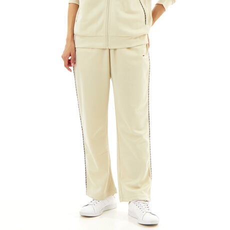 [^:443640]PEuX^[fނ̗pAOpcłBʂʉfނƂȂM܂ɂ\B