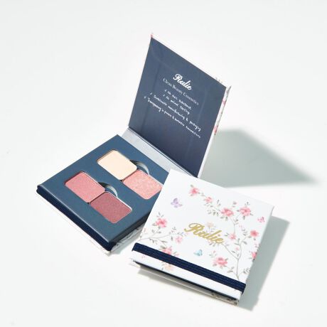 ファーストクリーンビューティー・アイシャドウパレット