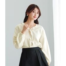 【 ディテールで魅せる 】 ダブルクロス・タックフリルボウタイブラウス