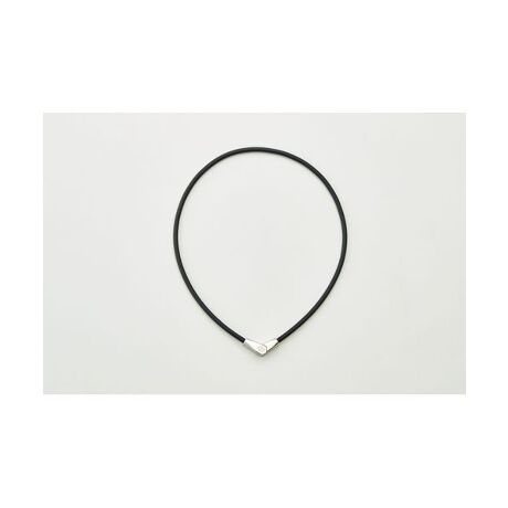 [^ԁF65633638]gbvWCgώŁACV[ɍ킹2̌`y߂܂BWCg̗ߕς邱ƂŁAV[vȈۂV^A܂͂ƂVFCv̒^ɂȂ܂B150mT(1500G) X 10̊yމiv΂ƎNSɌݔzŔzuɓY悤ɃVRɓĂ܂BǍsPAؓ̃Rɘa܂B[J[iԁFABARA37L