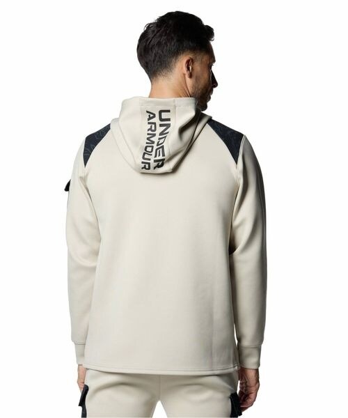 新品未使用　UA ARMOUR KNIT HYBRID F ジャケット UA ARMOUR KNIT HYBRID FZ | アンダーアーマー(UNDER