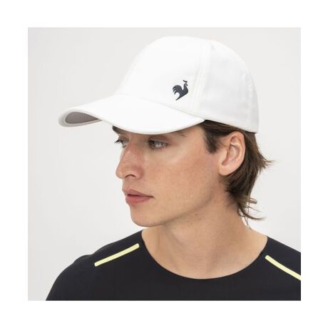 [^ԁF0433LN5SCP10M01]fށ^g₷AX|[cł͒Ԃ̃|GXefނgpĂ܂BpV[^ejXv[̍ۂɁB𑽂ۂ̃g[jOɁBfUCE@\^ejXv[KɂʋCɗDꂽuFANAIR CAP(t@GA[Lbv)vBzɐڂ镔ɎO`̃Xy[X݂邱ƂŁAzƃco̊ԂʋCƂȂǍyƃhCȒp҂ł܂BԂSn̓\tgłAO`̃Xy[Xz[hĂ̂Ńv[ɂAv[ɏWł܂Bz̓x[WJ[ɂ邱ƂŁAĂ~߂Ȃǂ̉ڗɂ݌vBRbNX|eBt̃S|CghJA킹₷J[oG[VŃEFAI΂pł܂BejX[U[ɊYARbNX|eBt̒ԃejXLbvłB[J[iԁFLN5SCP10M BKWH