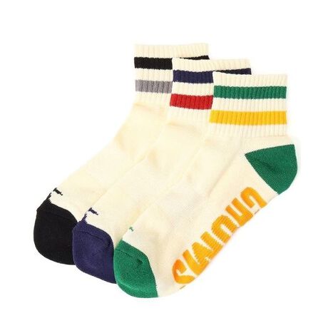 [^ԁF0600CH06-112801]ꂼꃉCܐA̔zFςFx[XŃJ[ꂳꂽ3F1Zbg̃N[\bNXB[J[iԁFCH06-1128-G001