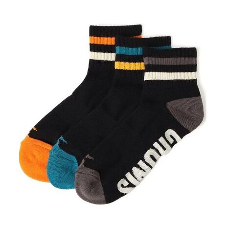 [^ԁF0600CH06-112801]ꂼꃉCܐA̔zFςFx[XŃJ[ꂳꂽ3F1Zbg̃N[\bNXB[J[iԁFCH06-1128-G001