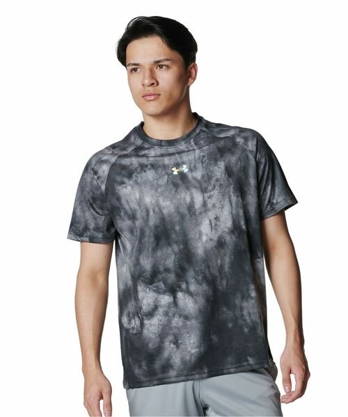[}C]TVc UA TECH SS T SHIRT NOV/A_[A[}[iUNDER ARMOUR j Black ^ ^ Iridescen