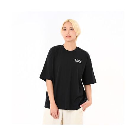 [^ԁF0286WT51930BK02]wɃt[`[tɂNBjASvg傫fUCV[gX[uTVcłBSn悢160gRbgW[WfނgpAI[o[TCYtBbg̃^CXȃVGbgŎdグ܂BNBSsXl[|CgB^E[X烋[EFA܂Ŋ􂷂ꖇłB[J[iԁFWT51930BK