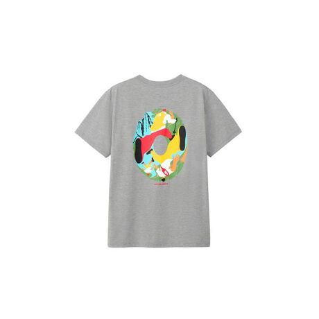 [^ԁF0289NT3258401]ui琻iւ̃TCNvRZvgłAz^AbvTCNvWFNguEXPLORE SOURCEv̗pOtBbNTVcłBfނ́AzTHE NORTH FACEƎ́uFLASHDRYv̗pXgb`VnB锧GŁA𑽂V[łhC܂BK߂@\ƂāAUVK[h(UPF30-50{AOJbg90ȏ)ACIɂ|WEXeCtbVH̍RۖhL𑕔BVGbg͒Ԃ̃M[X^CŁAuEXPLORE SOURCEṽRZvgłuzTVcll֖`qv\OtBbNwʂɔzuĂ܂B[J[iԁFNT32584 K