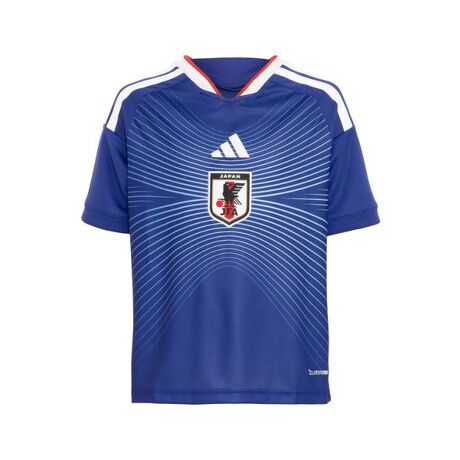 [^ԁF0002UV71904]Wp 26^27 z[W[W[͒PȂ郆jtH[ł͂ȂBSƔ̏ےBuBeyond the HorizonvƂe[}ɃCXpCAAߋ̌Eɒ킷鐸_𑨂fUCB ȃTbJ[Î߂ɍꂽ̈ꒅ́AVȒƐEIȐւ̓̂\ĂBfzēAfB_X̃NC}N[eNmW[̗pBێA厖ȂƂɏWłB ACRjbNadidasSAX[XgCvXA{̃S炢A`ƃ_ZfUCBTbJ[̓`̌郆jtH[𒅂āAMƌւĈ𓥂ݏoB[J[iԁFUV719 JZ9688