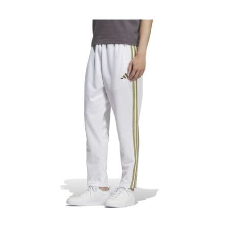 [^ԁF0002RT64801]JWAȉKƃXg[gX^CZadidas̃gbNpcB\tgȃ_ujbgngpĂ̂ŁAT̃bNX^CXւ̂ƂOoɍœKłBCɓ̃p[J[ƍ킹ătɒȂA{^_Eɑu₩ȃXj[J[킹ăN̒Ȃɂ҂B[J[iԁFRT648 KA1260